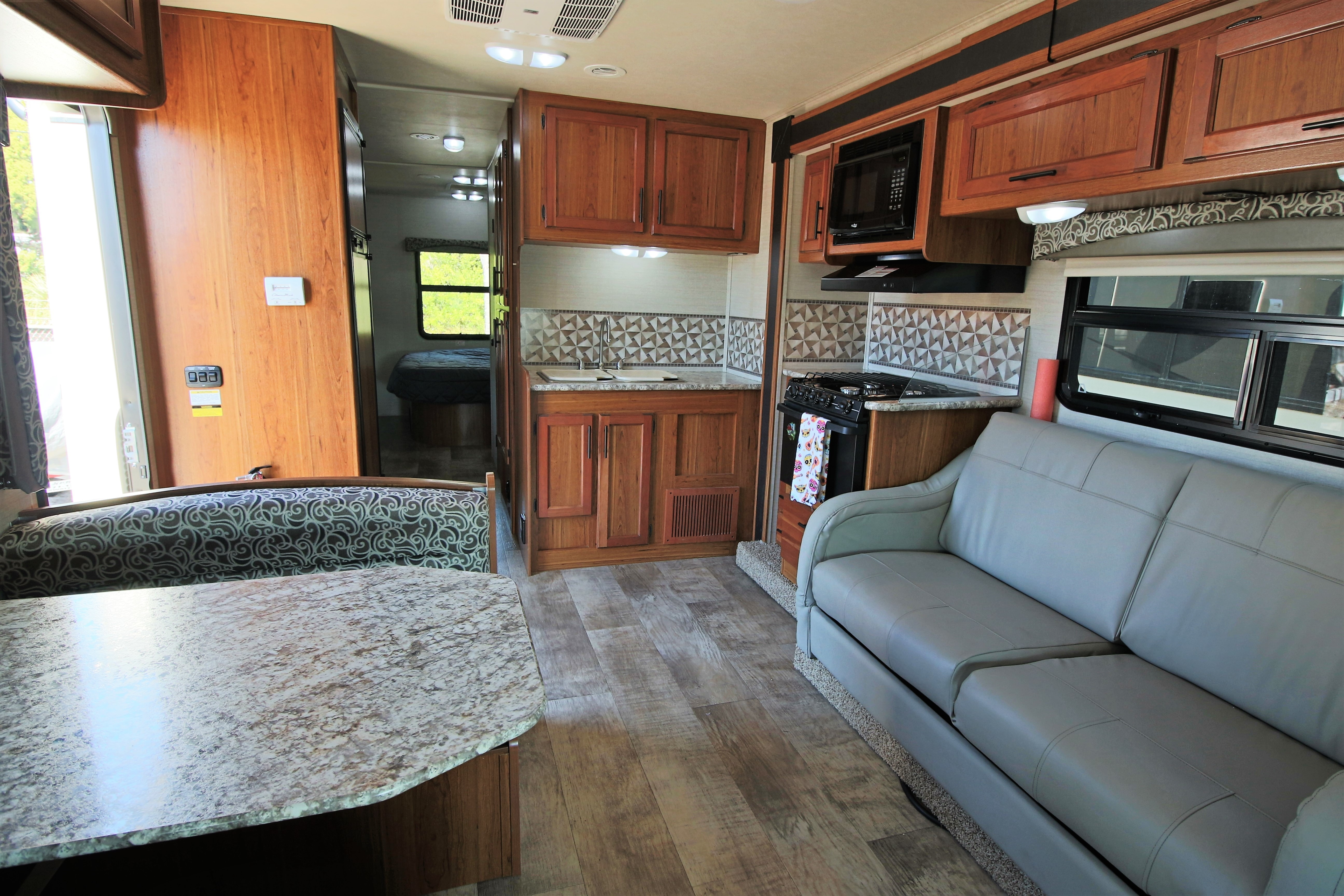 [29] Stress Free RV's - Jayco Redhawk 31XL Class C