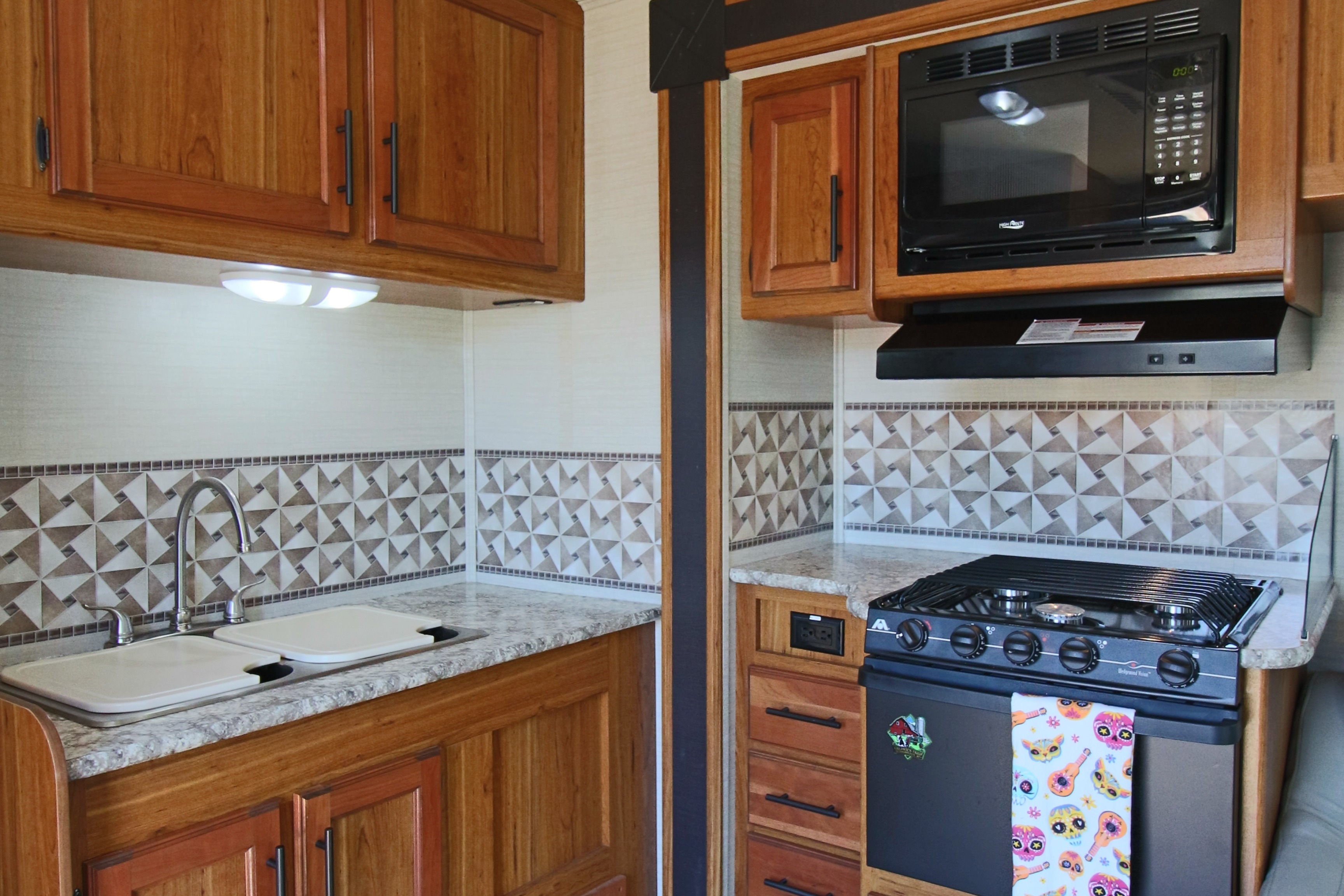 [29] Stress Free RV's - Jayco Redhawk 31XL Class C