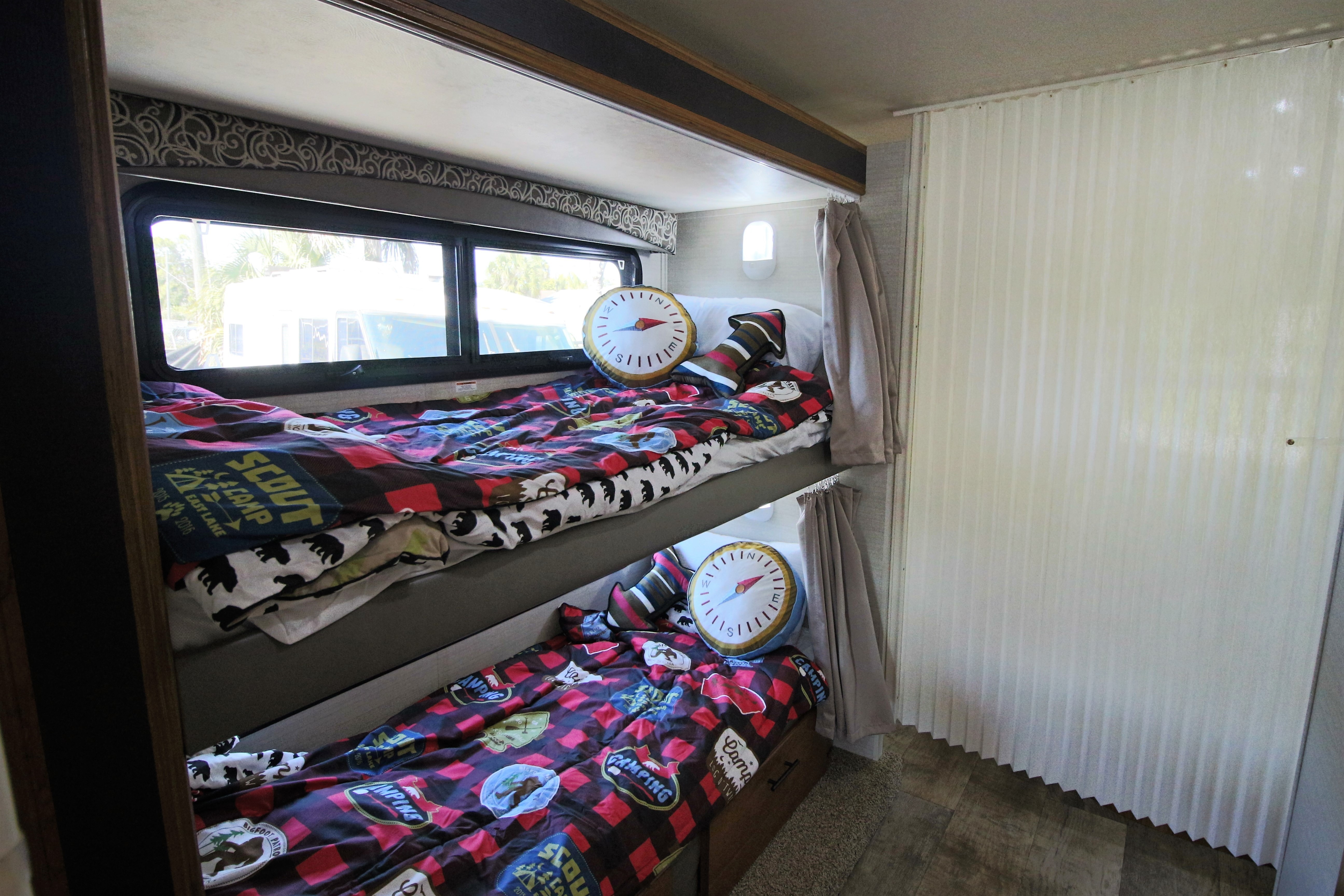[29] Stress Free RV's - Jayco Redhawk 31XL Class C