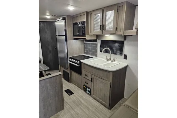 New Keystone Keystone Hideout Travel Trailer