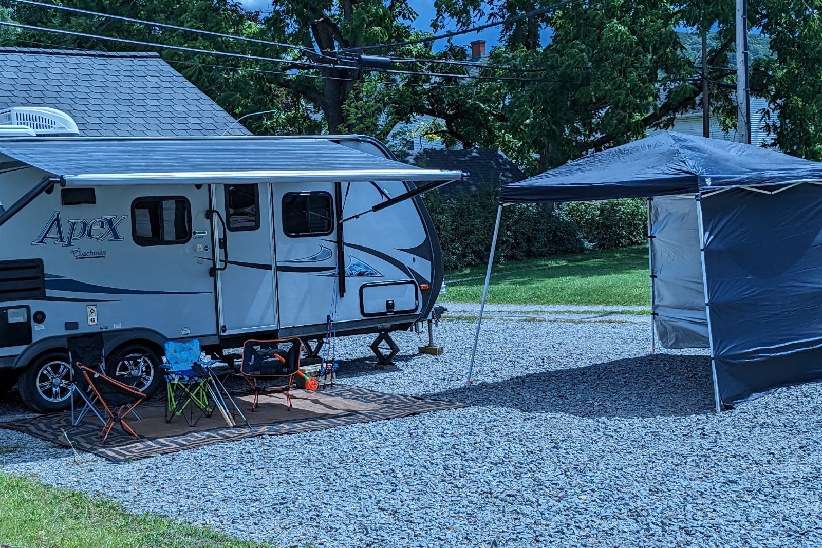 Dale's Coachmen 215 RBK Travel Trailer