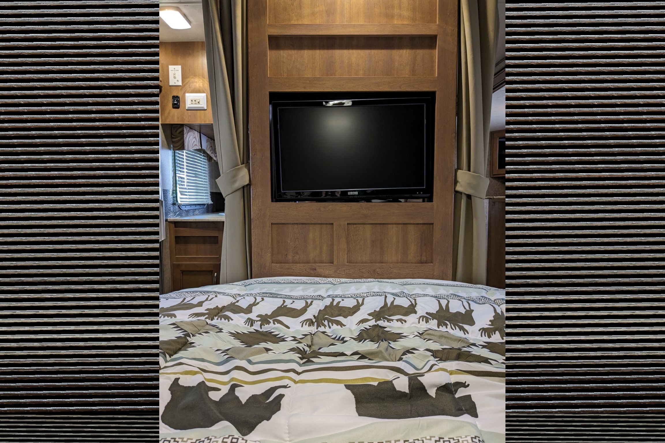Dale's Coachmen 215 RBK Travel Trailer