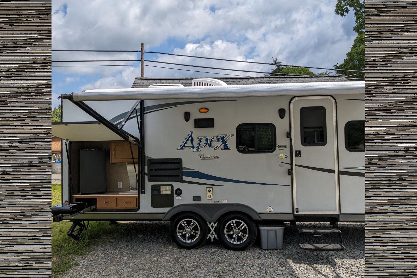 Dale's Coachmen 215 RBK Travel Trailer