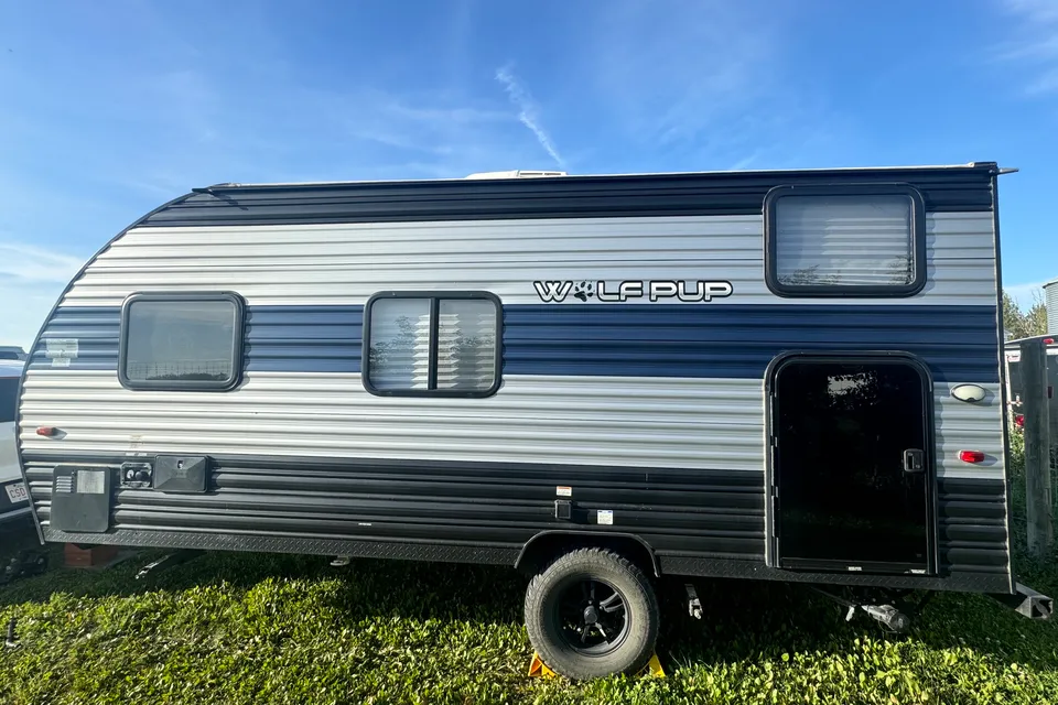 Rumer's Forest River Wolf pup 16bhs Travel Trailer