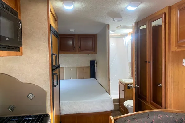 Fleet #C6 Mid-size Class C – Luxury Option for Families & Friends (Sleeps 3 Adults, 2 Children)