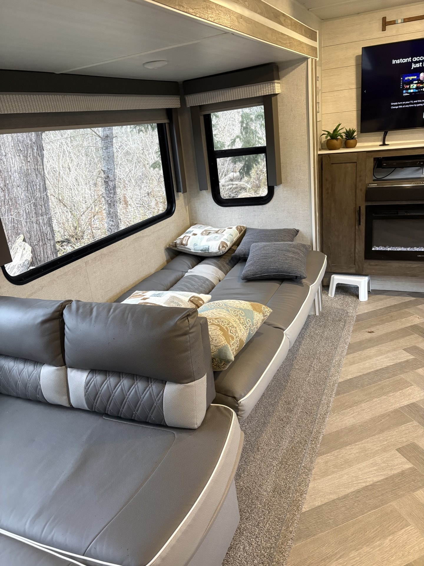 Forest River salem Travel Trailer 32”