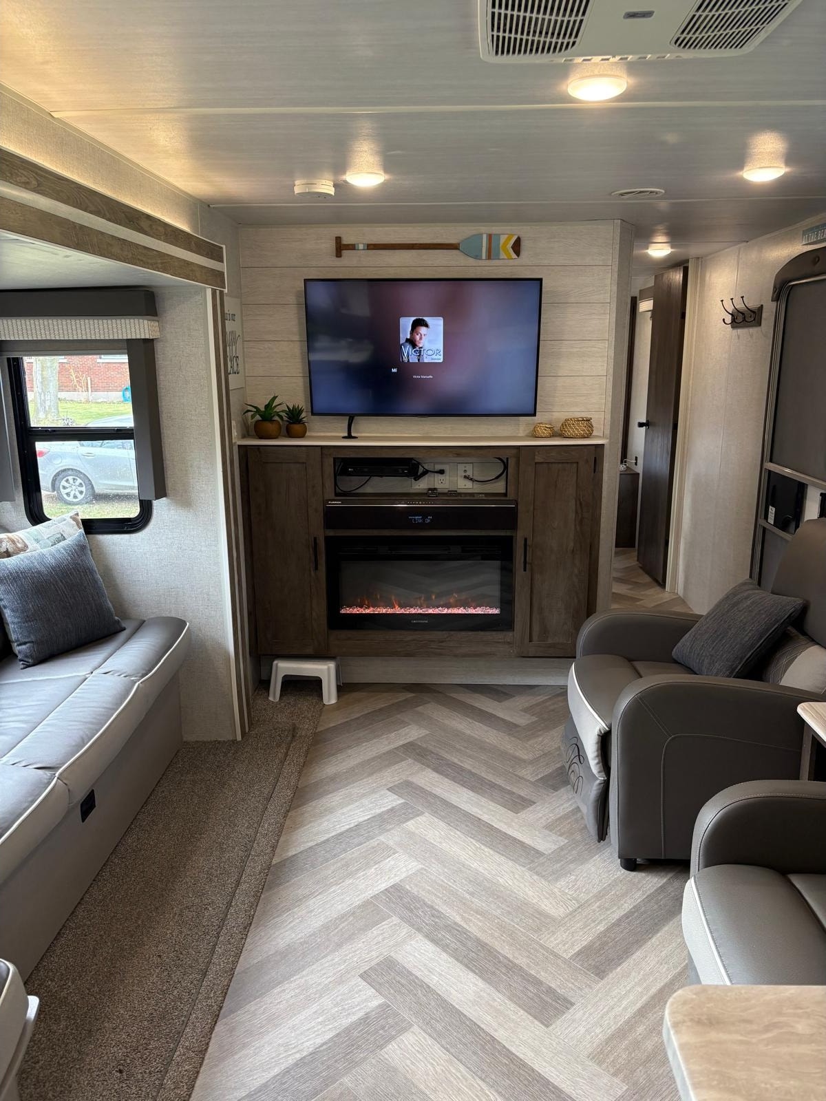 Forest River salem Travel Trailer 32”