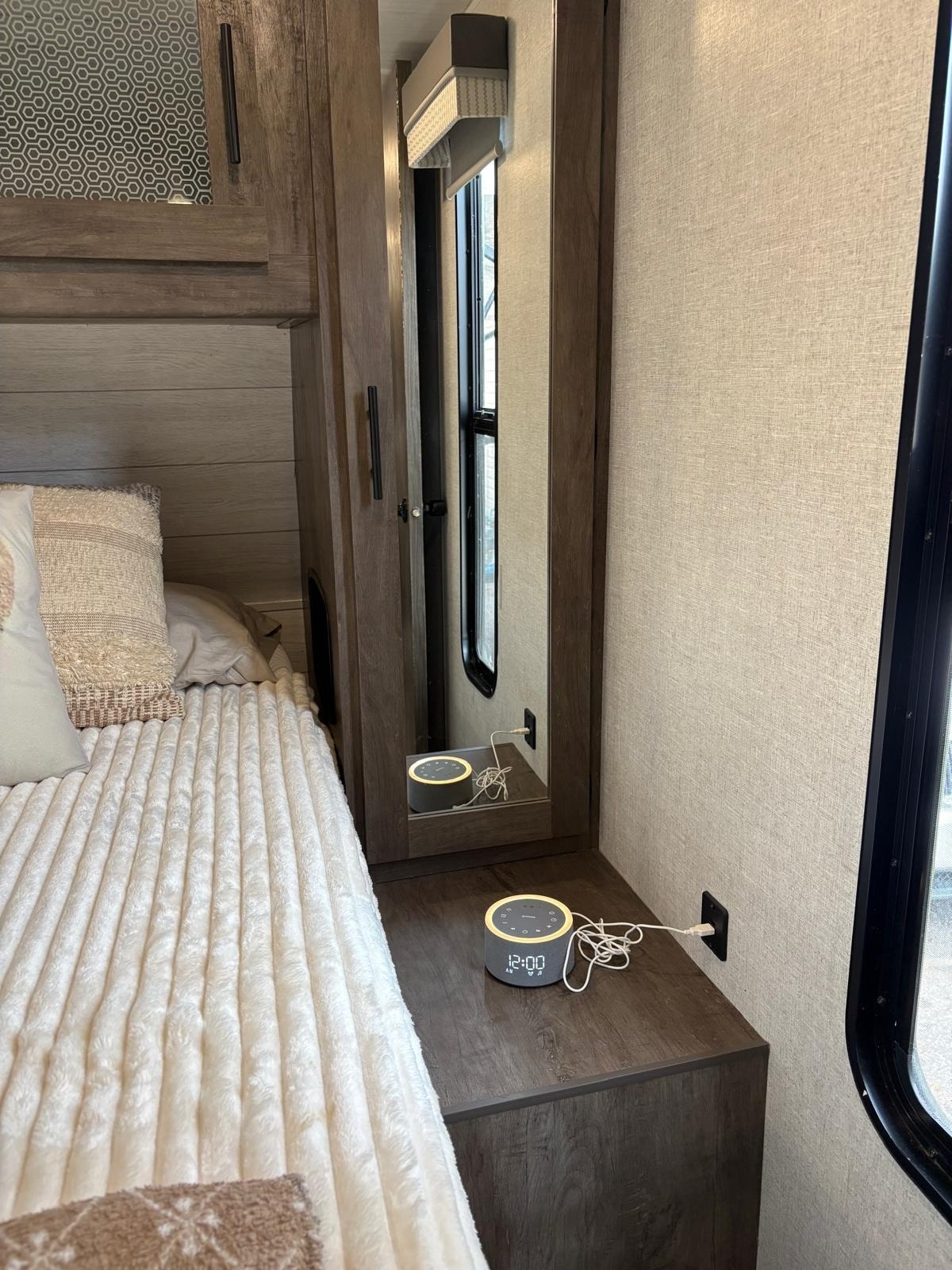 Forest River salem Travel Trailer 32”