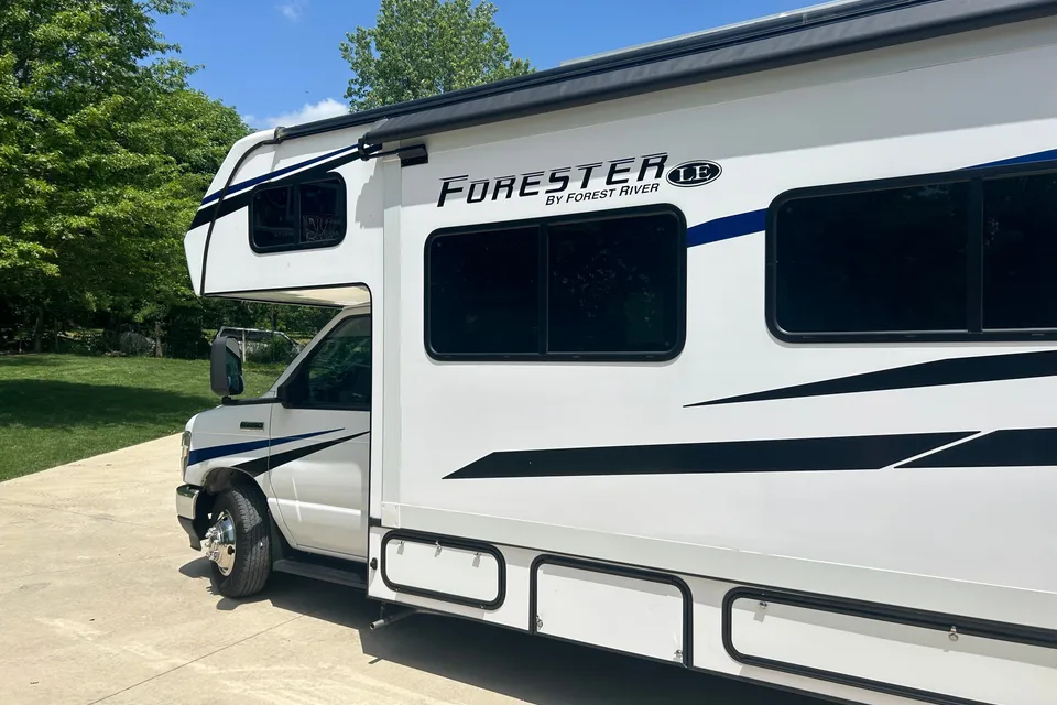 Jayson's Forest River Forester 2851f Class C
