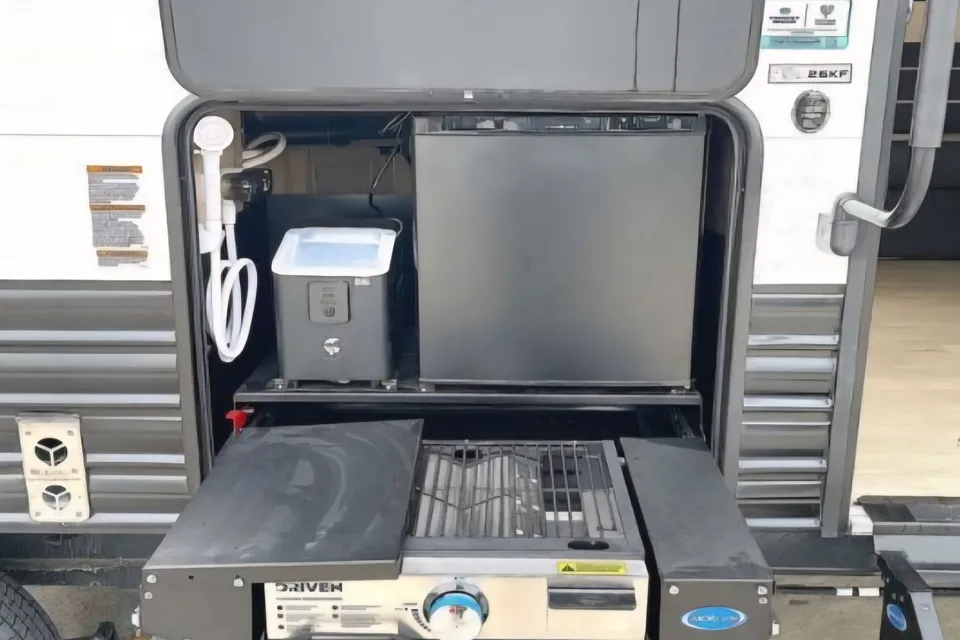 2026 Cherokee Grey wolf 26KF Travel Trailer