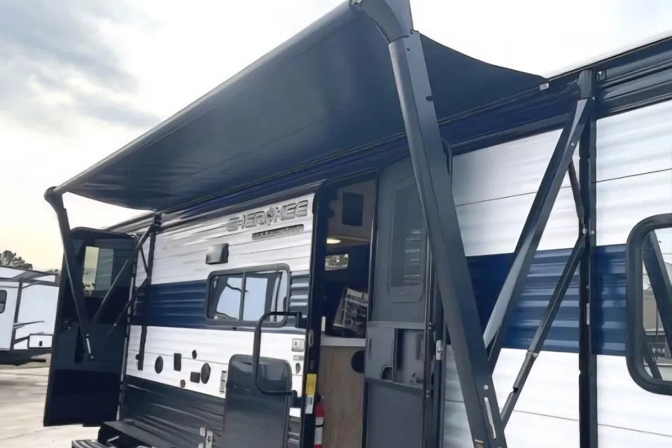 2026 Cherokee Grey wolf 26KF Travel Trailer