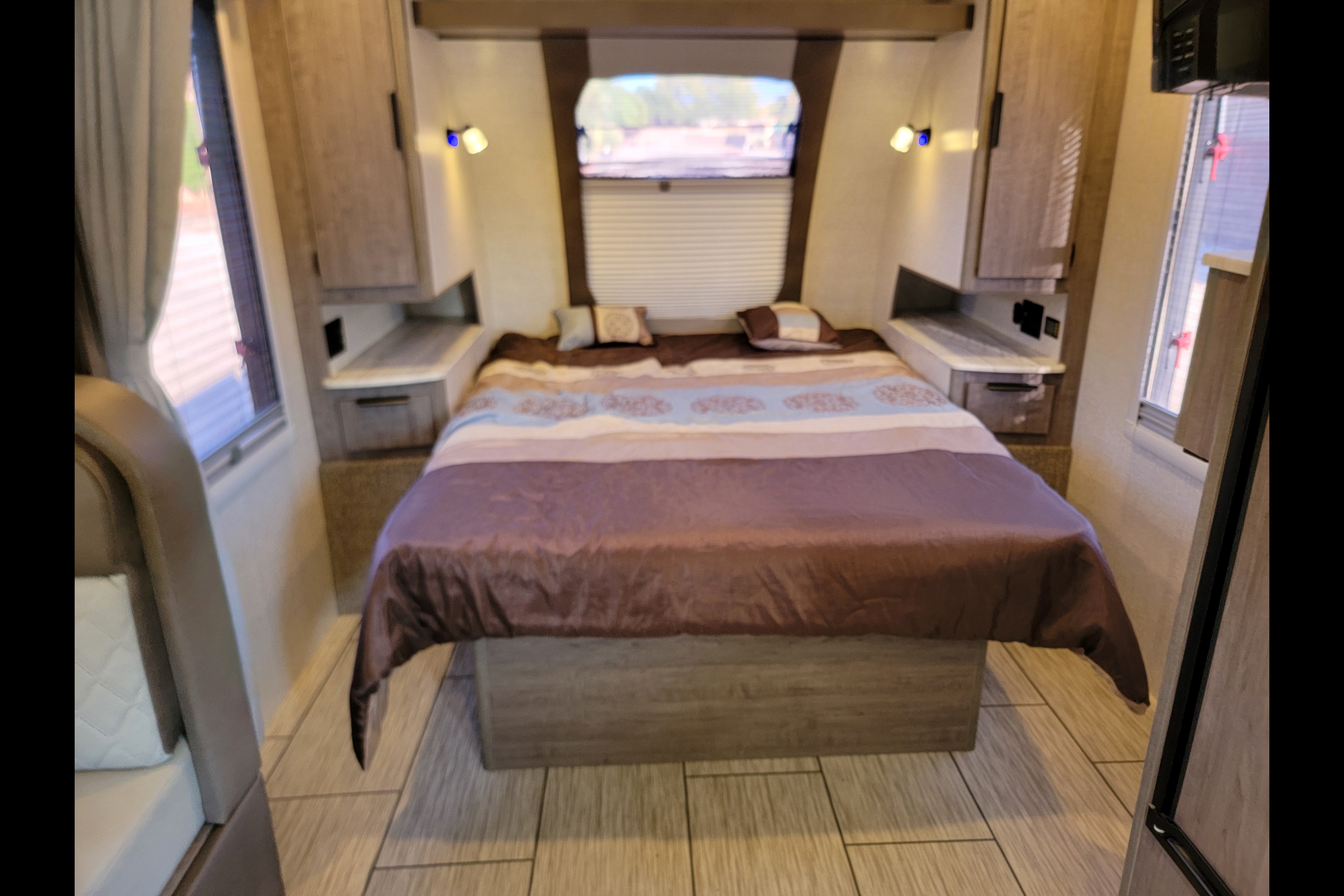 ROBERT's Lance 1995 Travel Trailer
