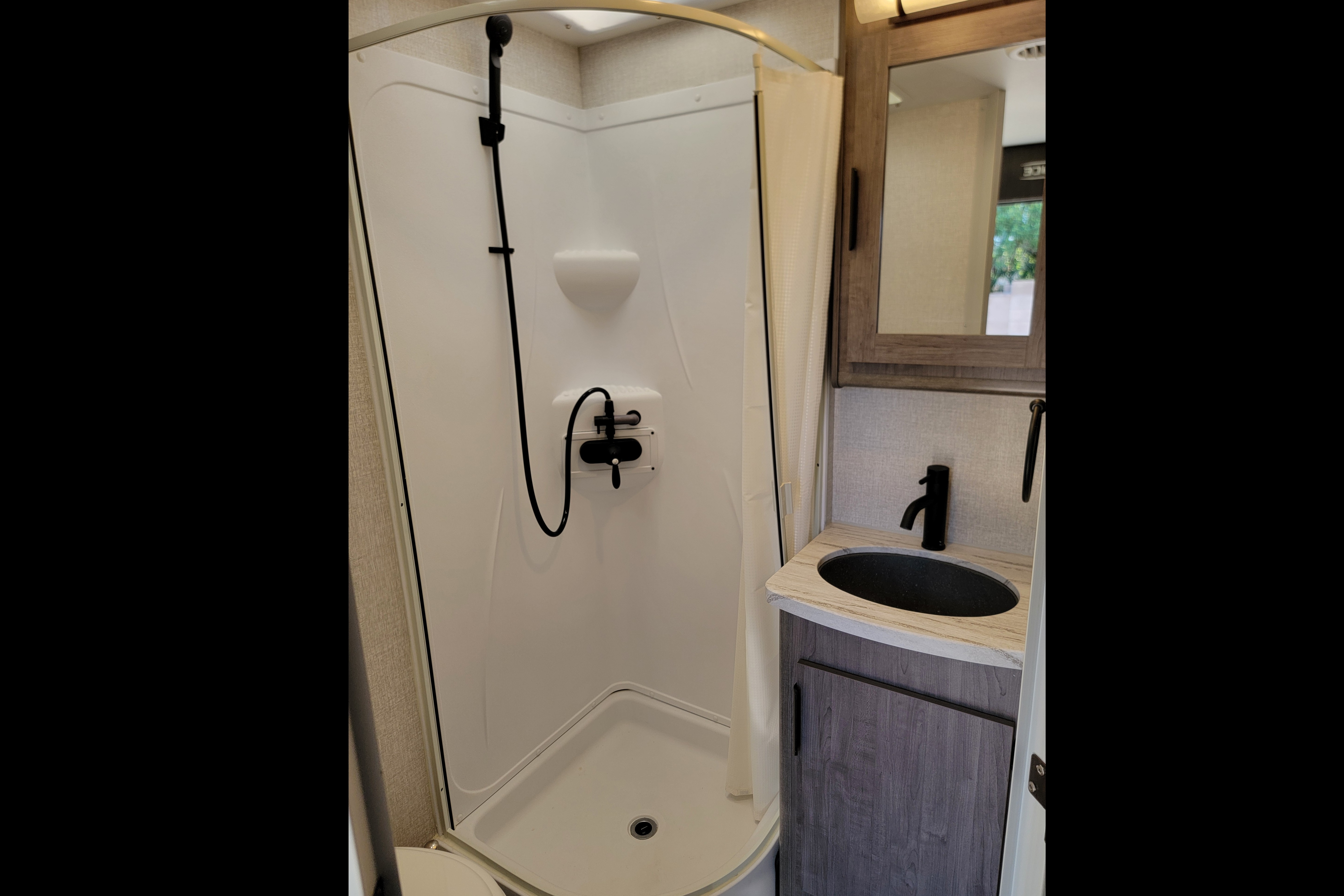 ROBERT's Lance 1995 Travel Trailer