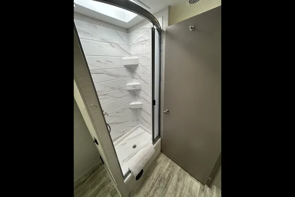 Brand New 2025 Gulf Stream 30ft. with free private shuttle - Belinda