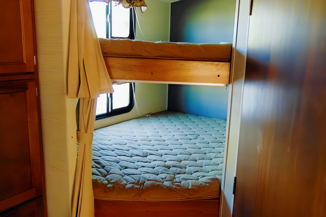 Mike's Keystone Springdale 270 LE Travel Trailer