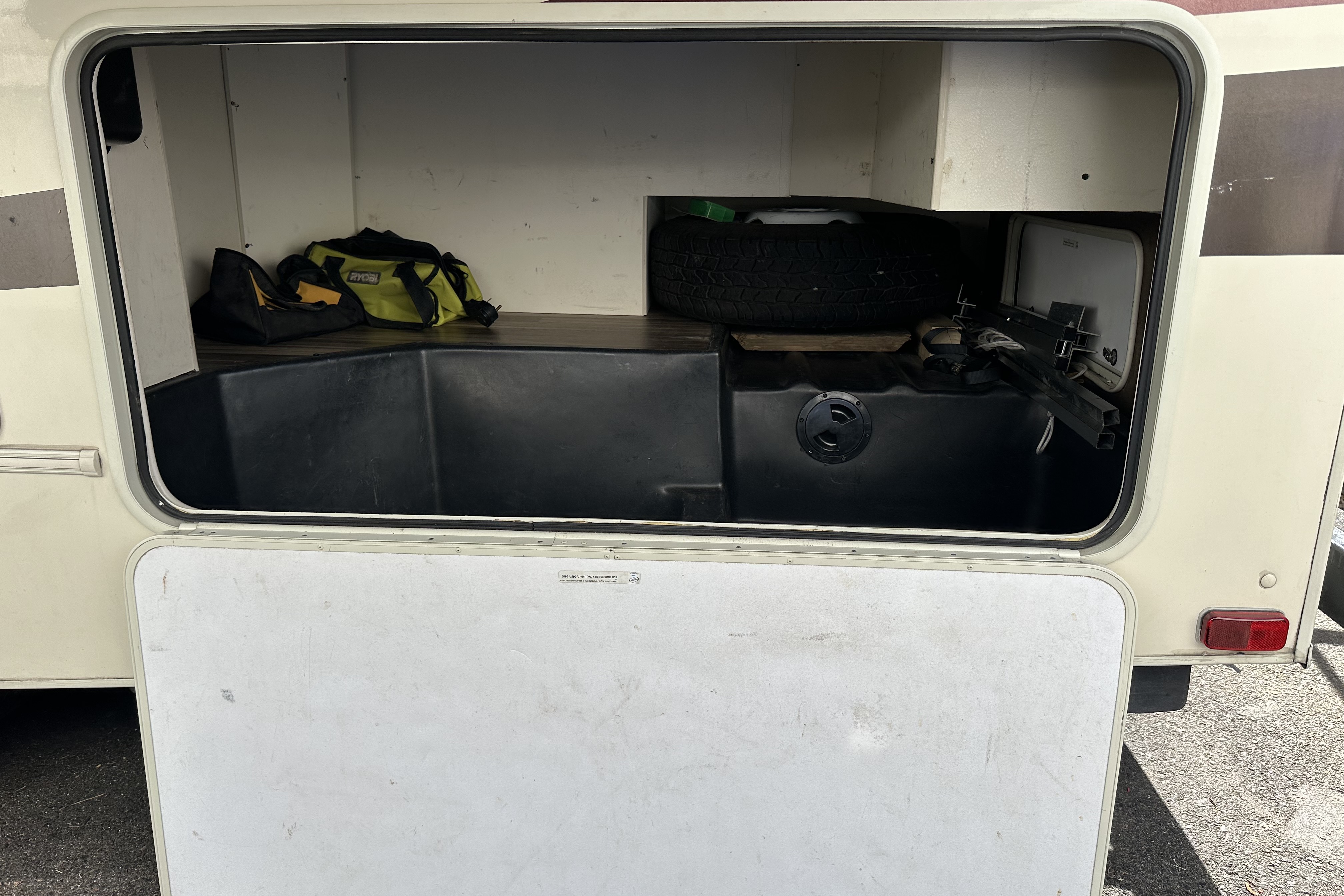 Pet Friendly Coachmen Freelander 21 RS