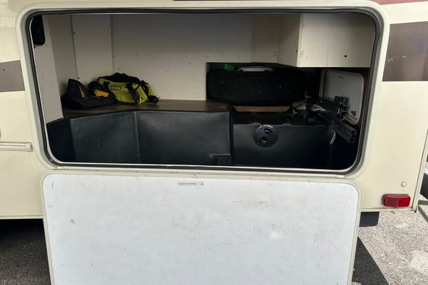 Pet Friendly Coachmen Freelander 21 RS