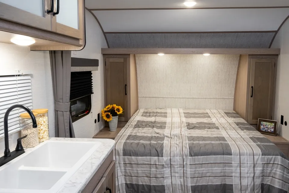 Greg's Gulf Stream Trail Master 248BH Travel Trailer