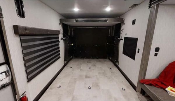 *Glamp Life* Rogue Travel Trailer
