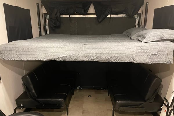 *Glamp Life* Rogue Travel Trailer