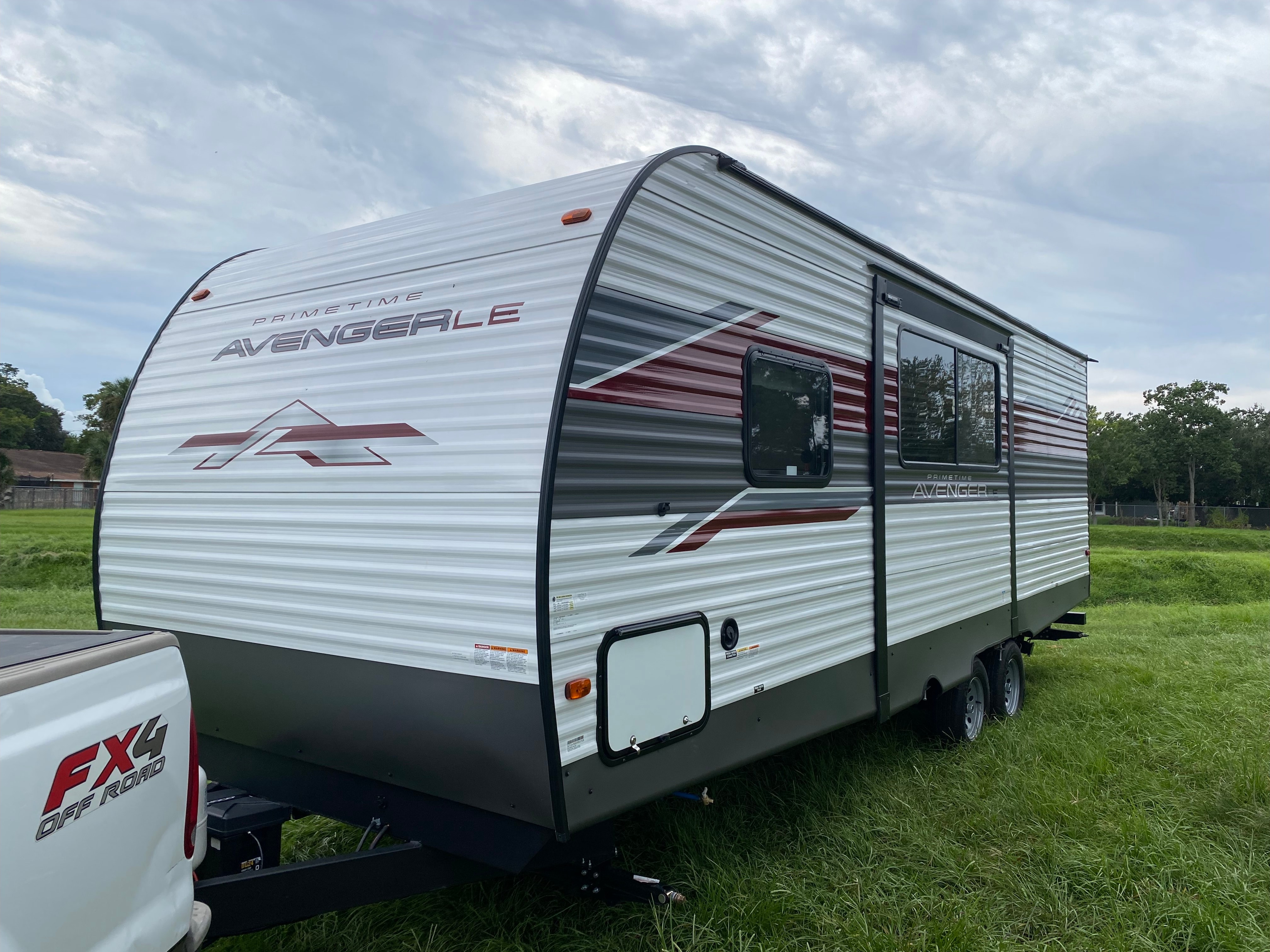 Brand New 2024 Prime Time Avenger! Sleeps 8 people!