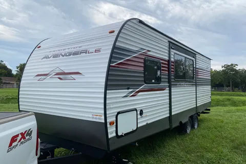 Brand New 2024 Prime Time Avenger! Sleeps 8 people!