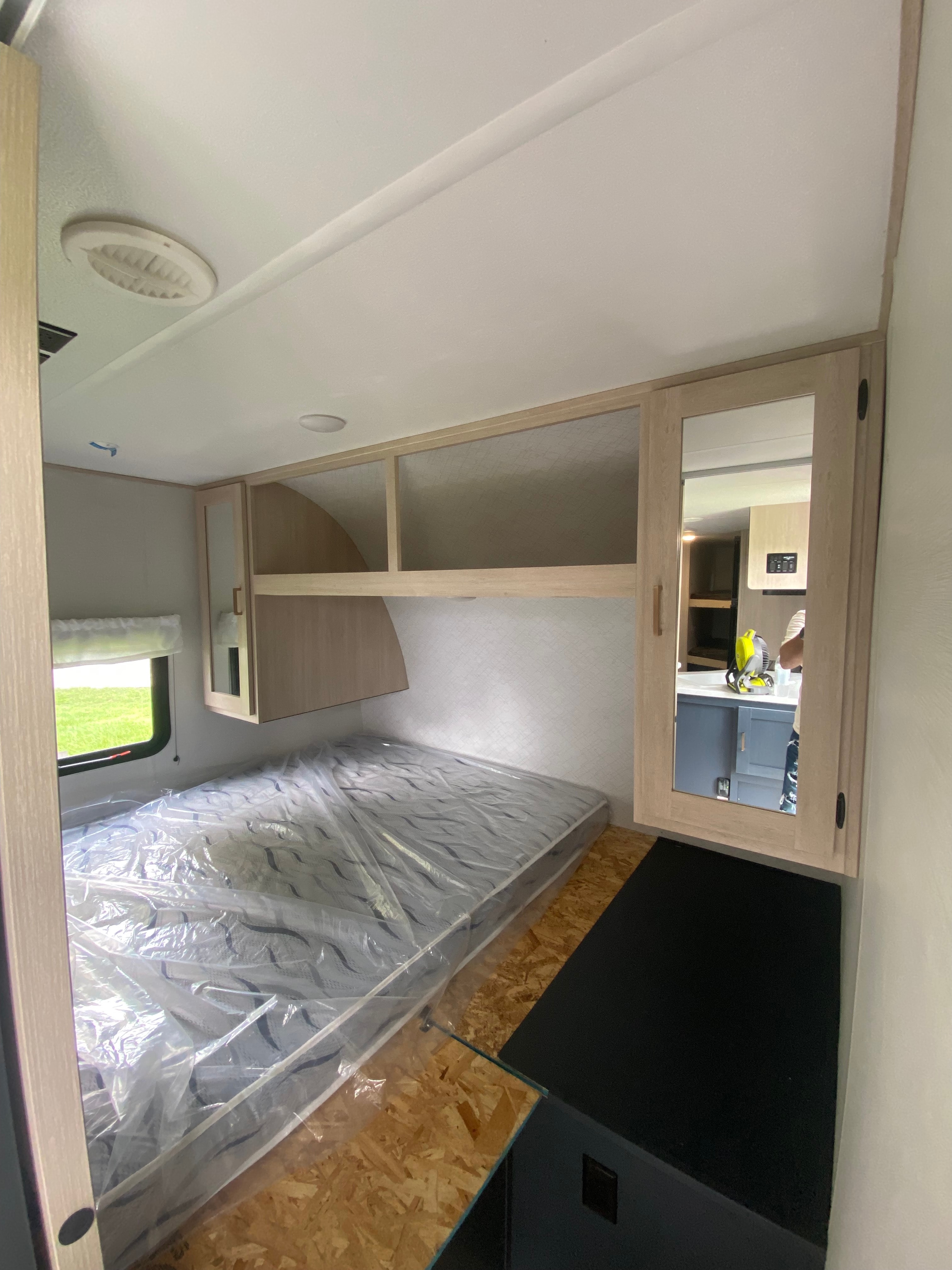 Brand New 2024 Prime Time Avenger! Sleeps 8 people!