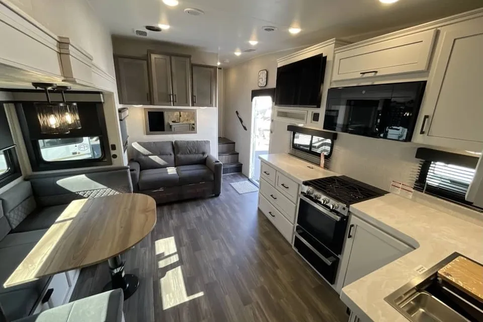 Jayco eagle 35 pieds