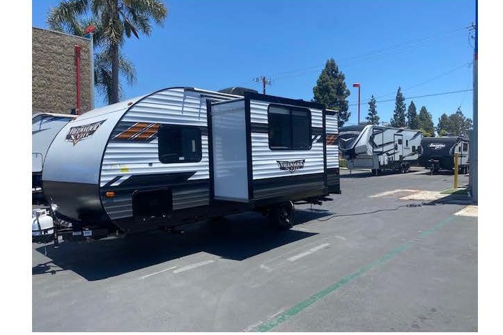 2022 Forest River Wildwood Select - Sleeps 6