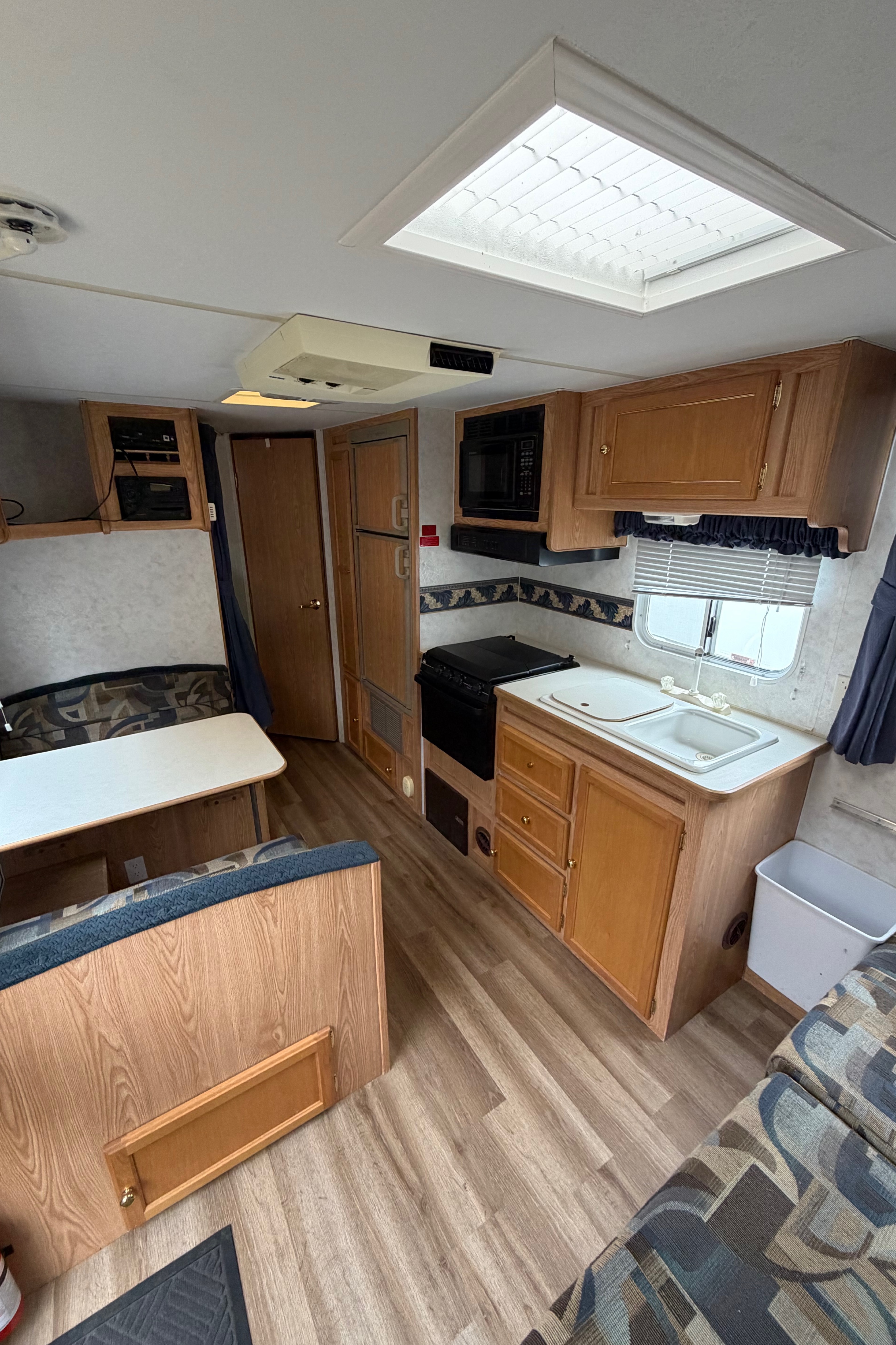 Logan's Travelaire Rustler Travel Trailer