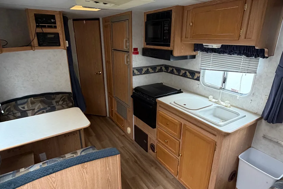Logan's Travelaire Rustler Travel Trailer