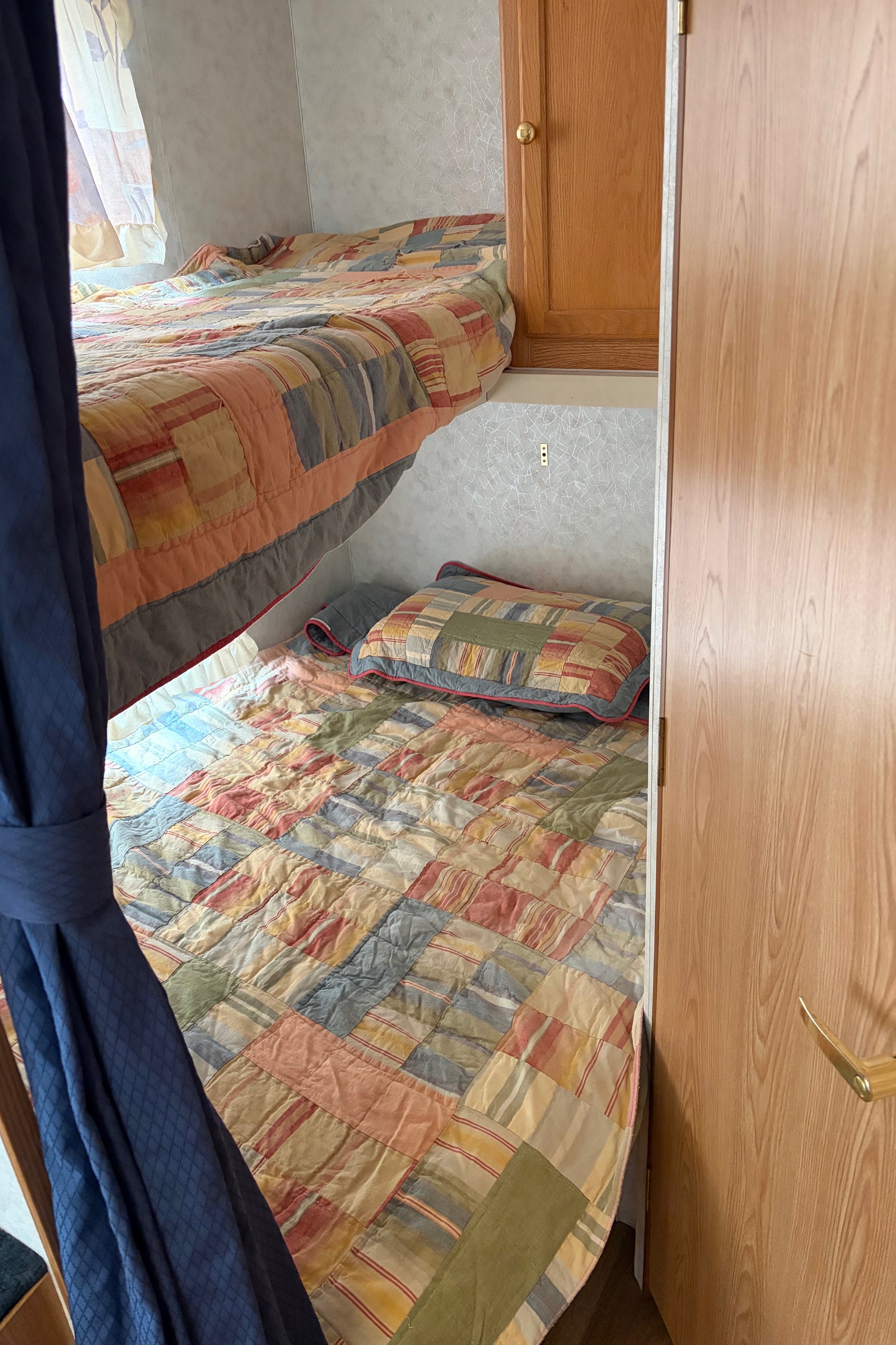 Logan's Travelaire Rustler Travel Trailer