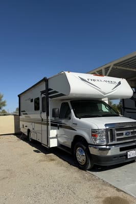 Joe's Coachmen Freelander Class C
