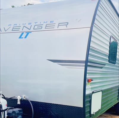 summerlin’s Prime Time Avenger lt Travel Trailer