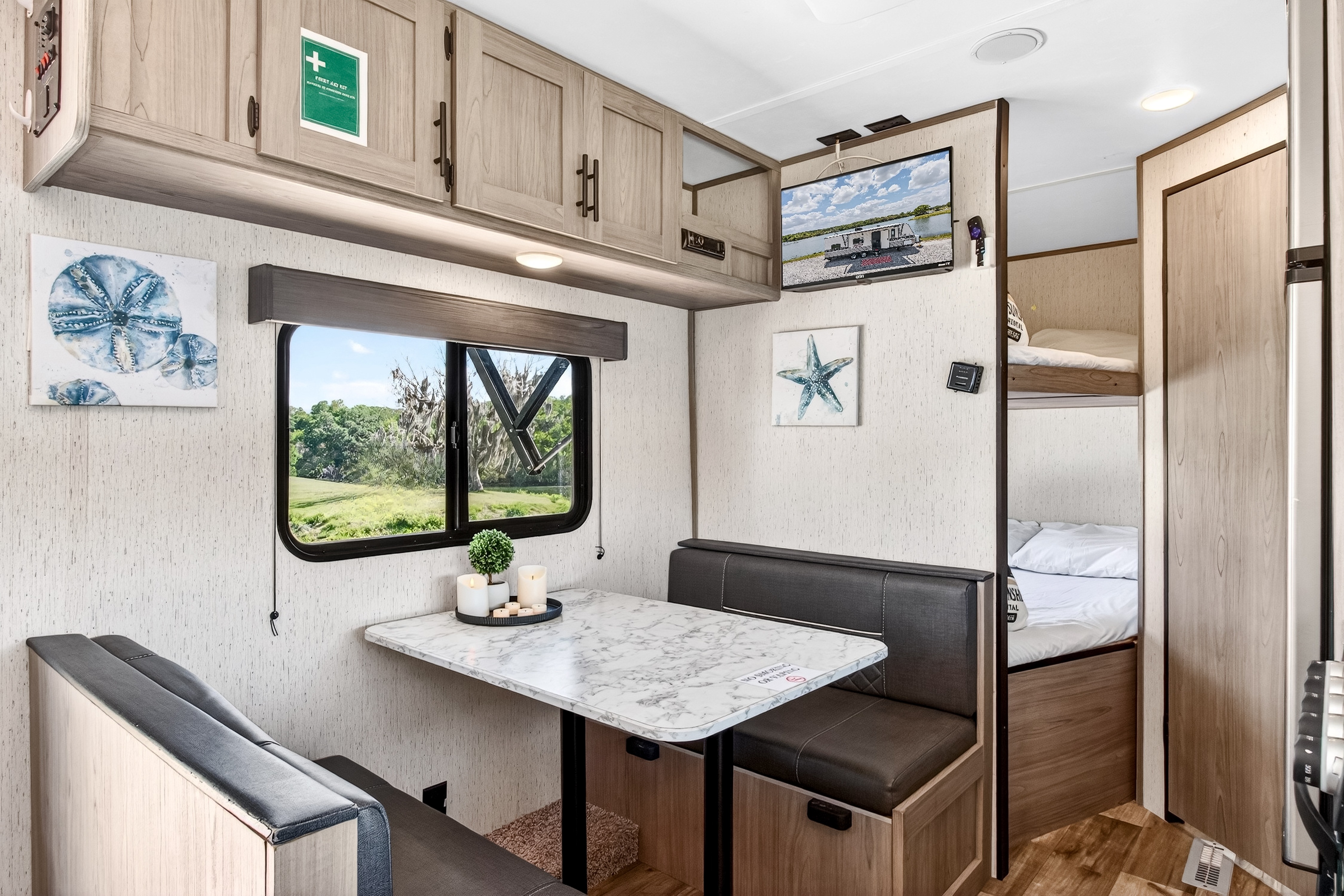 Dutchmen Coleman Duco 276BH Travel Trailer