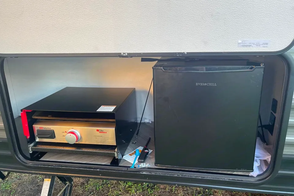 The Cook's Cozy Kid Approved Camper Trailer