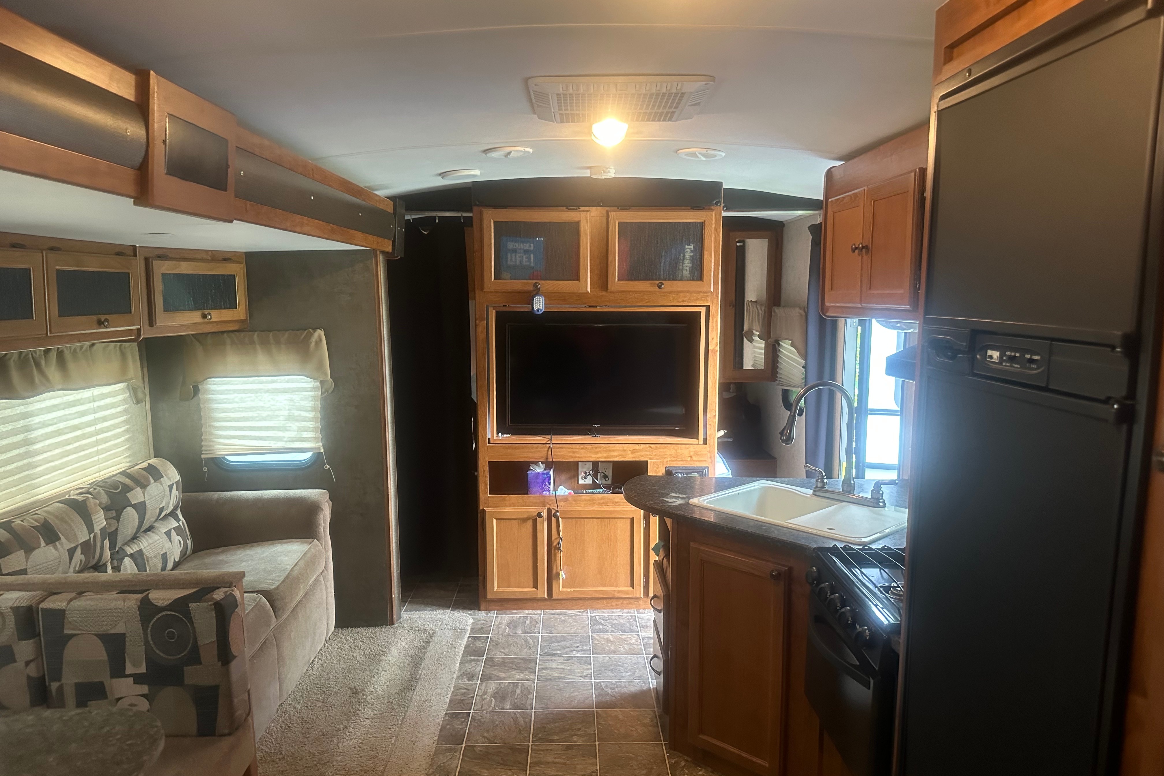 Gonzales Heartland Wilderness Travel Trailer