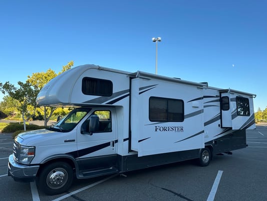 Forest River Forester 2861DS Luxury Spacious