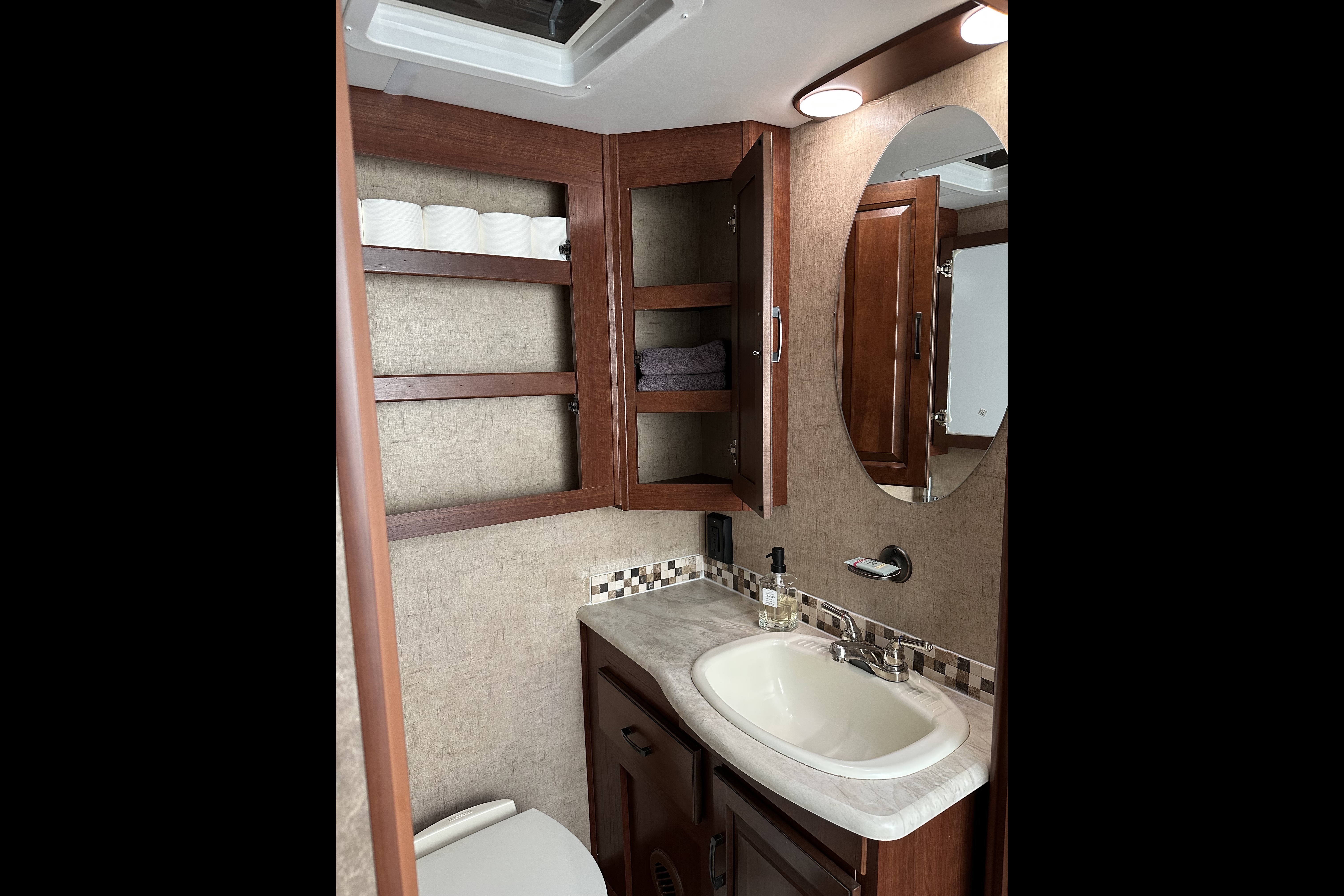 Forest River Forester 2861DS  Luxury Spacious