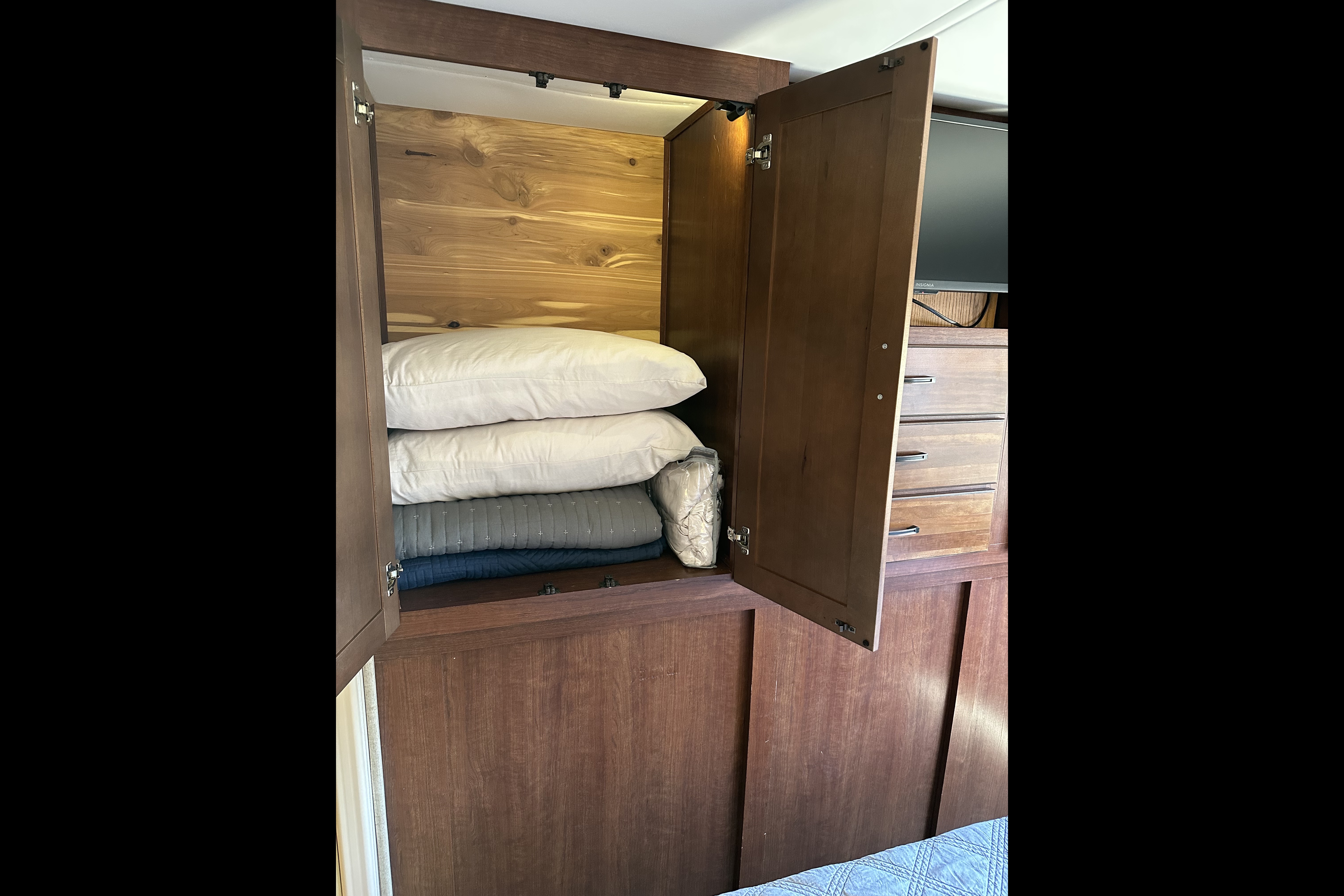 Forest River Forester 2861DS  Luxury Spacious