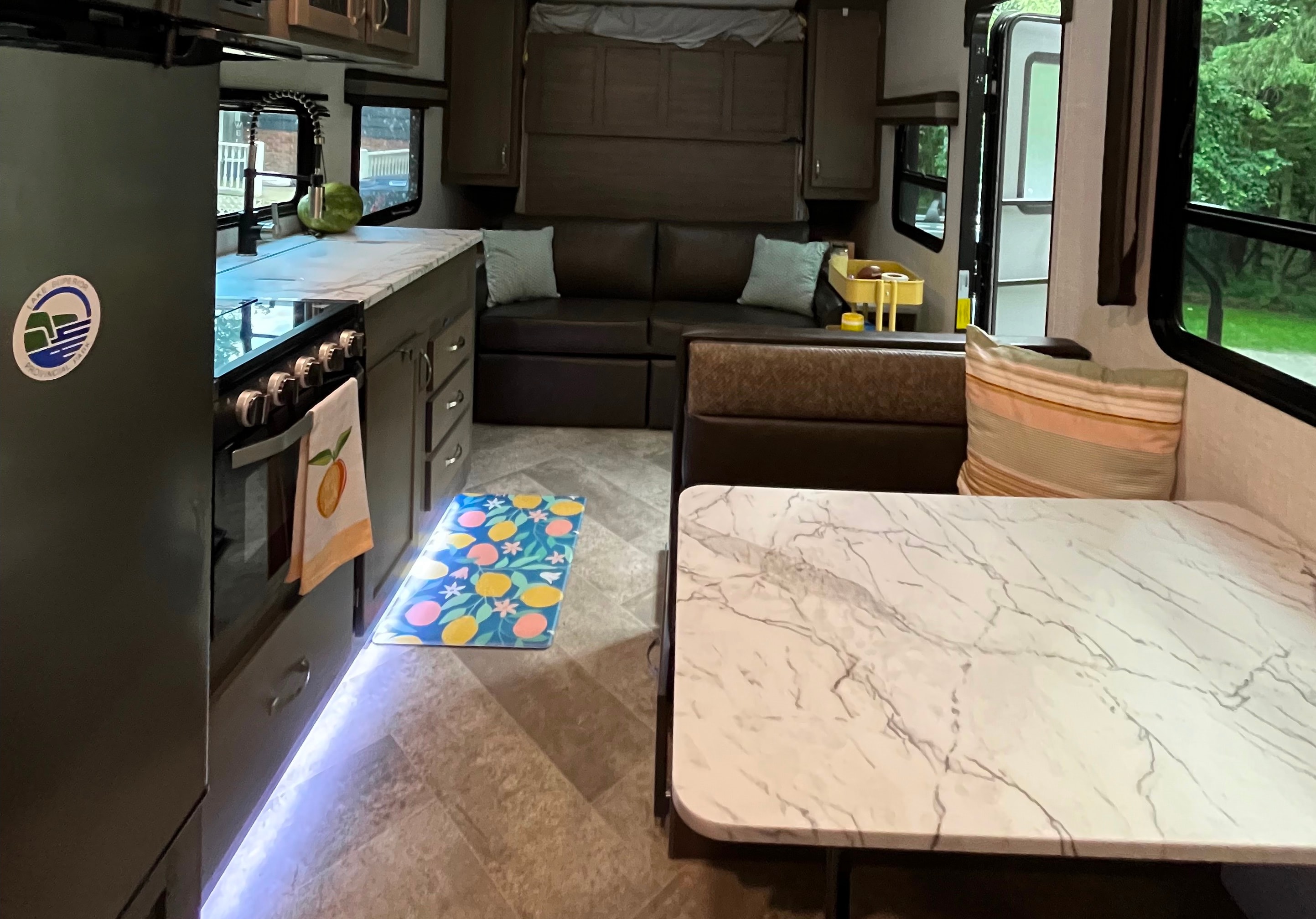 Emily's East to West Alta 2100mbh Travel Trailer