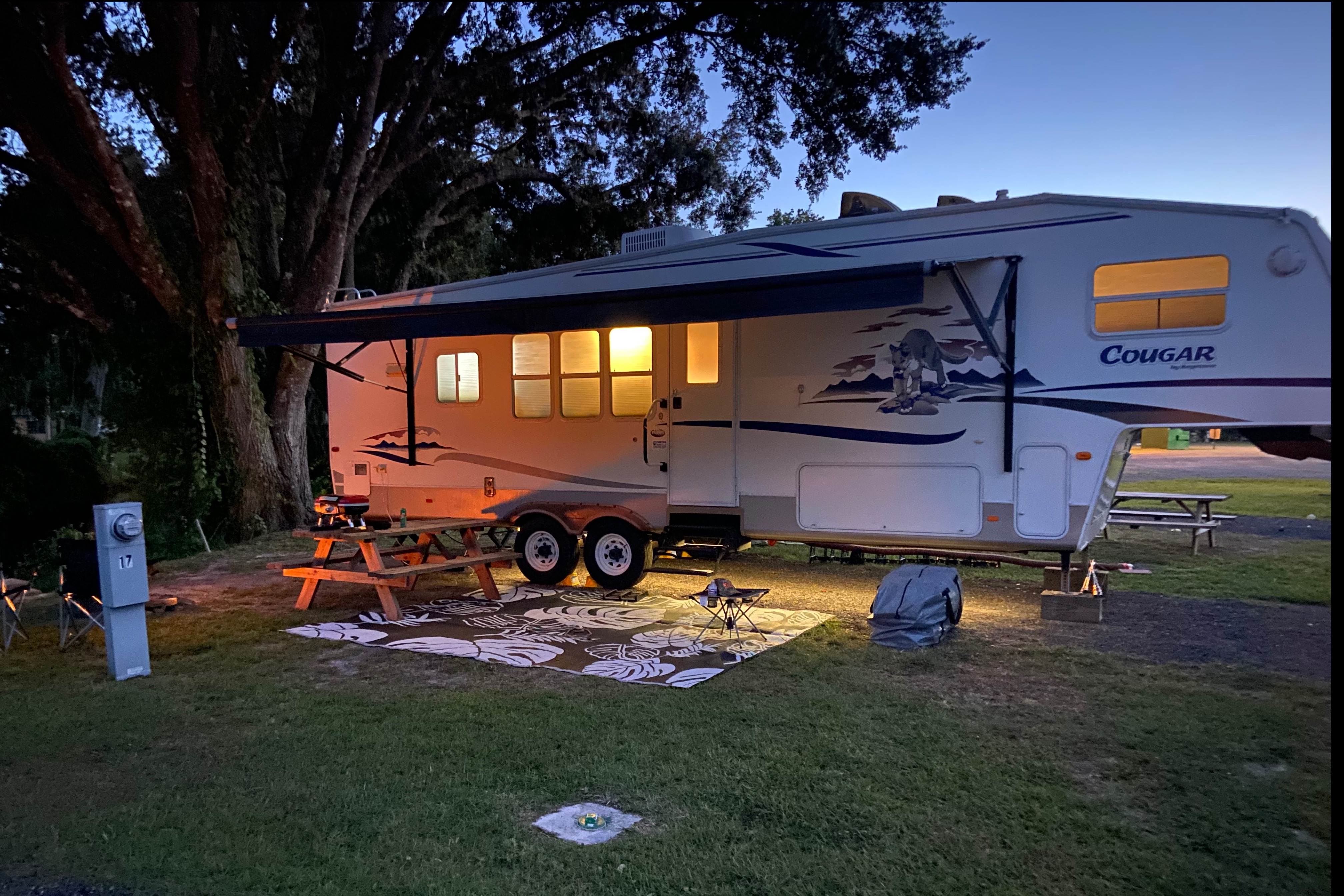 Dawn's Keystone Cougar Fifth Wheel