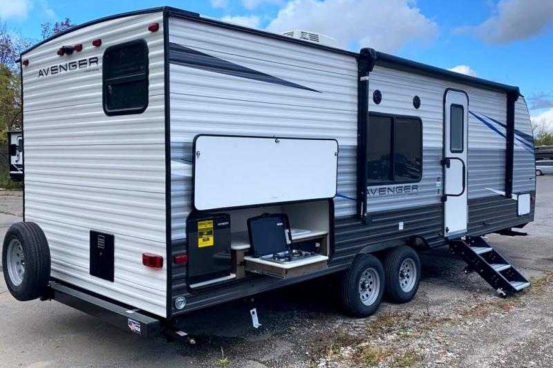 True North's 2023 Prime Time avenger 26bk Travel Trailer