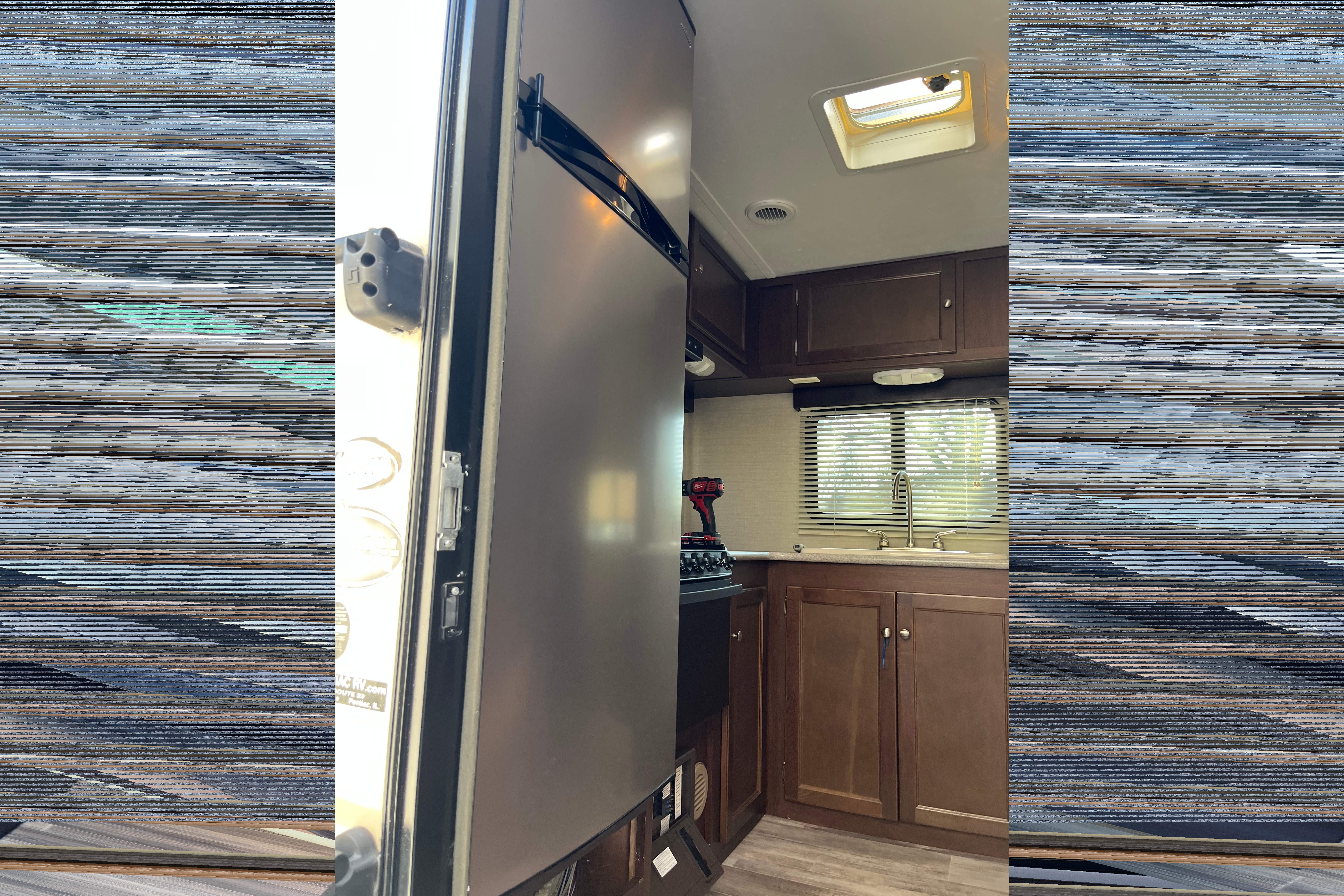 Keystone Bullet 248RKS Sleeps 6!