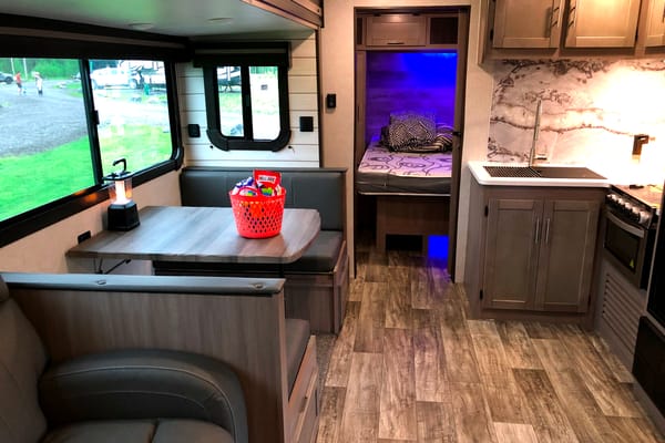 2021 Sunset Trail Bunk House Travel Trailer