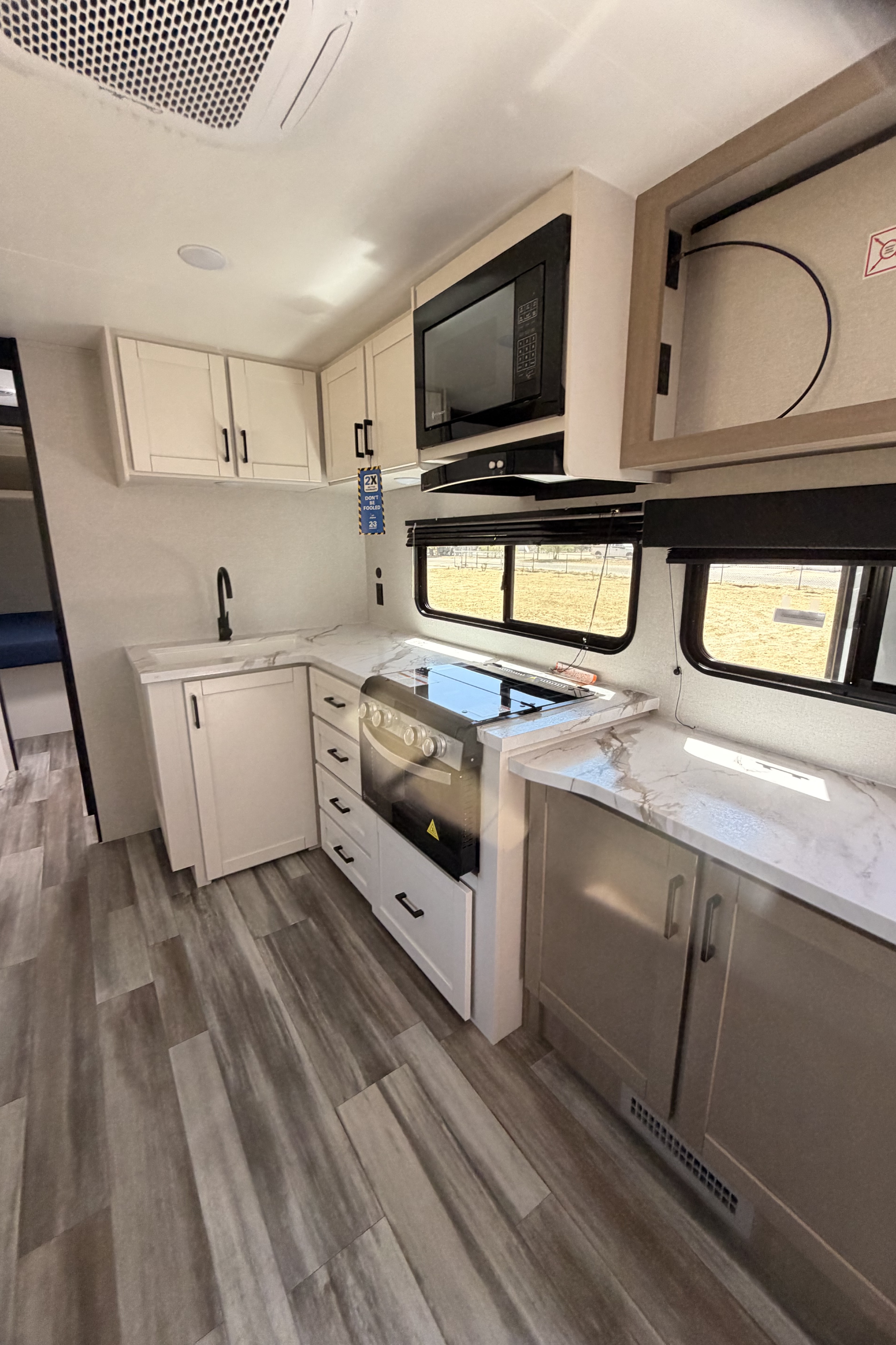 ARISTIDES's Jayco Jay Flight Six Travel Trailer