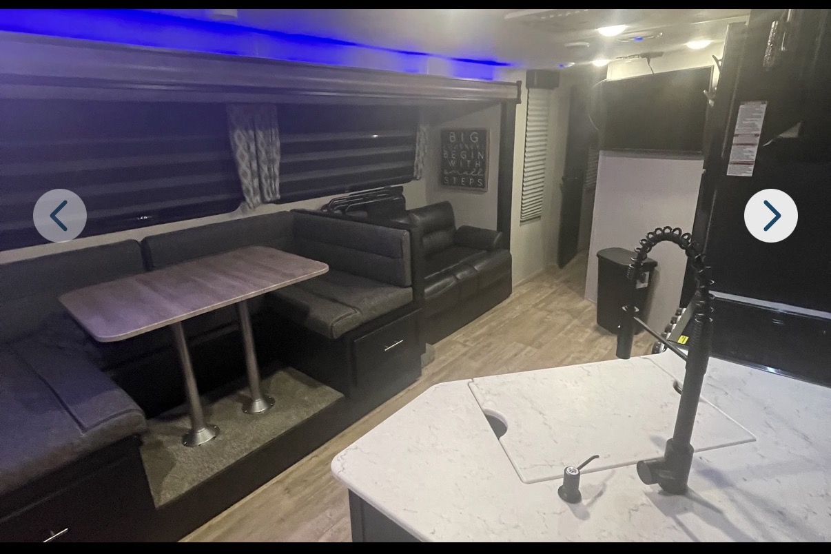 ILHAN's CHEROKEE Grey Wolf  29 TE Travel Trailer