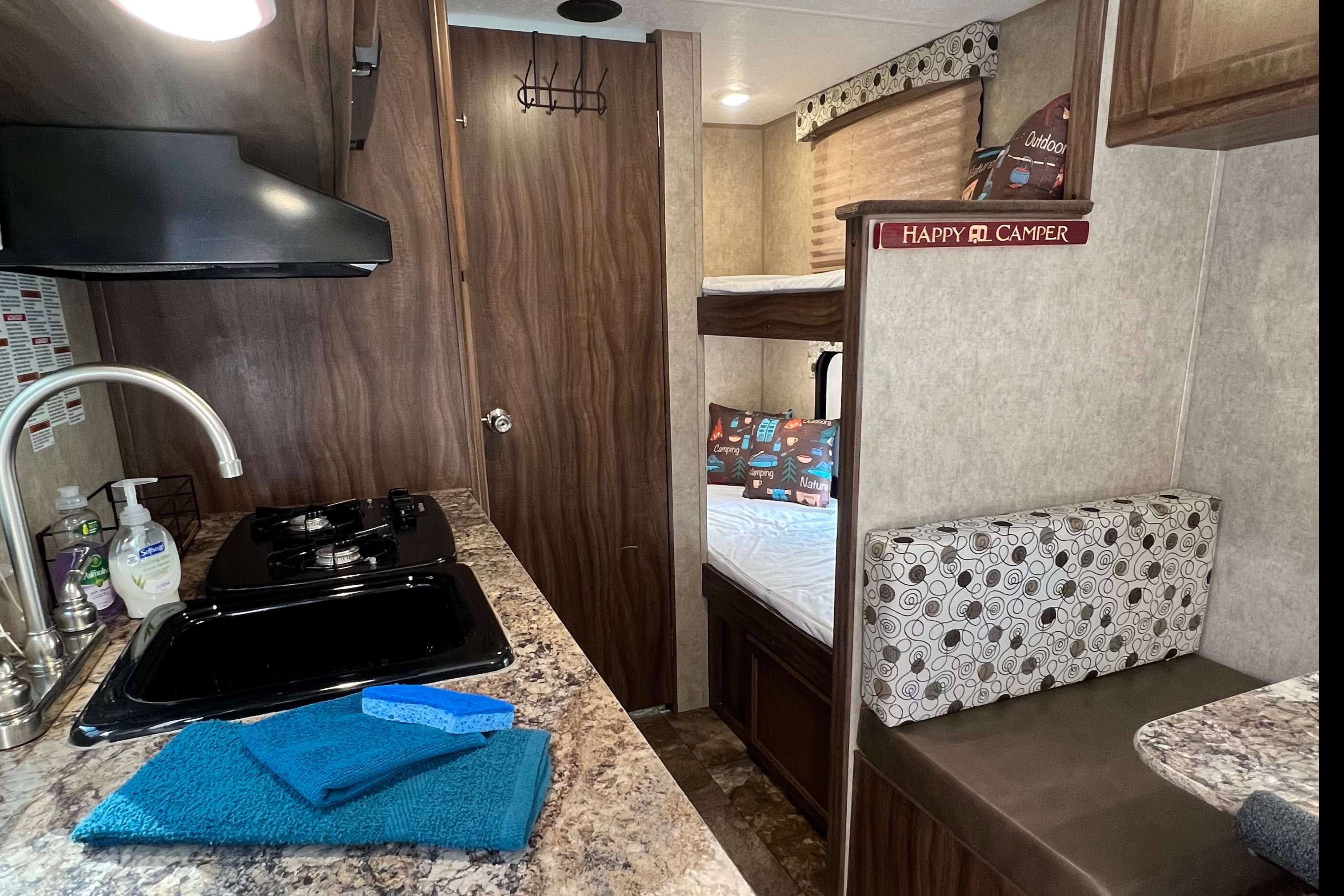 A&J’s Cozy Home on the Go