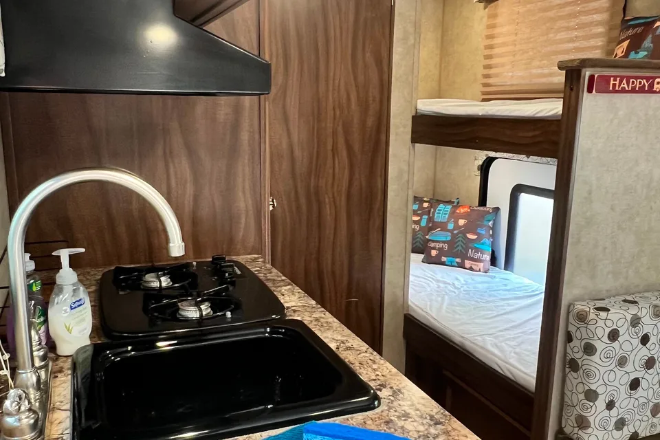 A&J’s Cozy Home on the Go