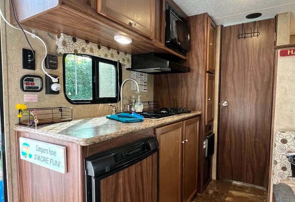 A&J’s Cozy Home on the Go